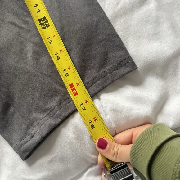 Wild Fable Bike Shorts Womens Size Medium Cross Front Waist Stretch Gray - Picture 3 of 6